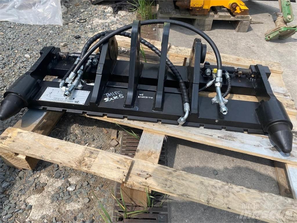 JCB P&C Kmetijski teleskopski nakladalci