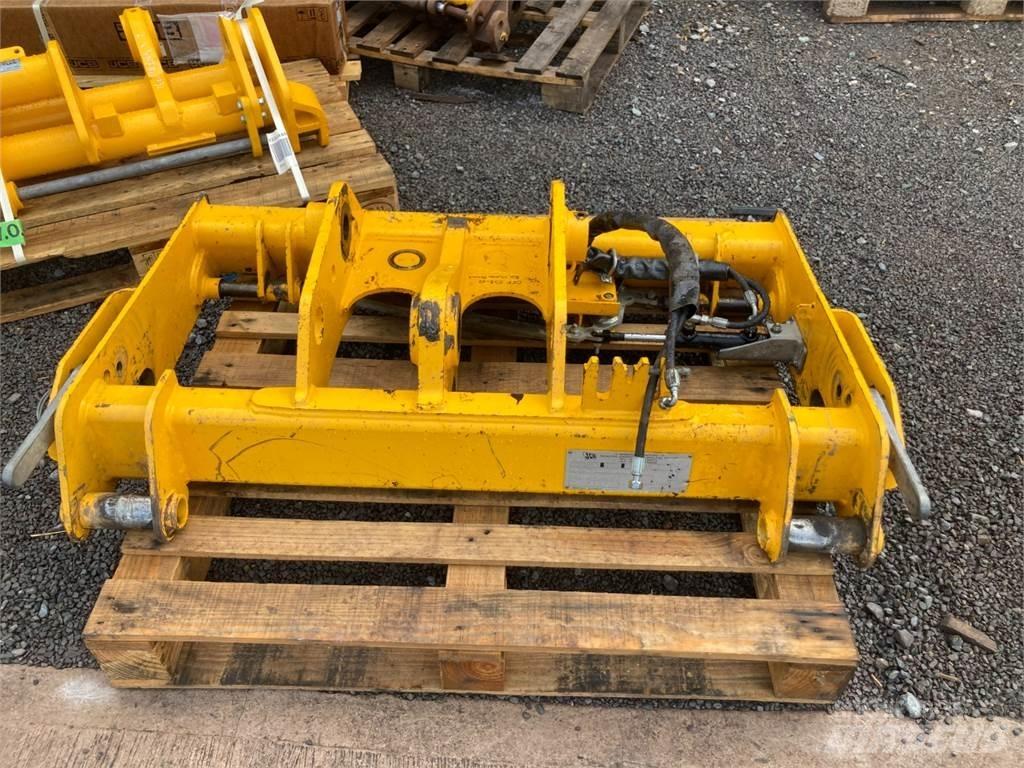 JCB Q-FIT Kmetijski teleskopski nakladalci