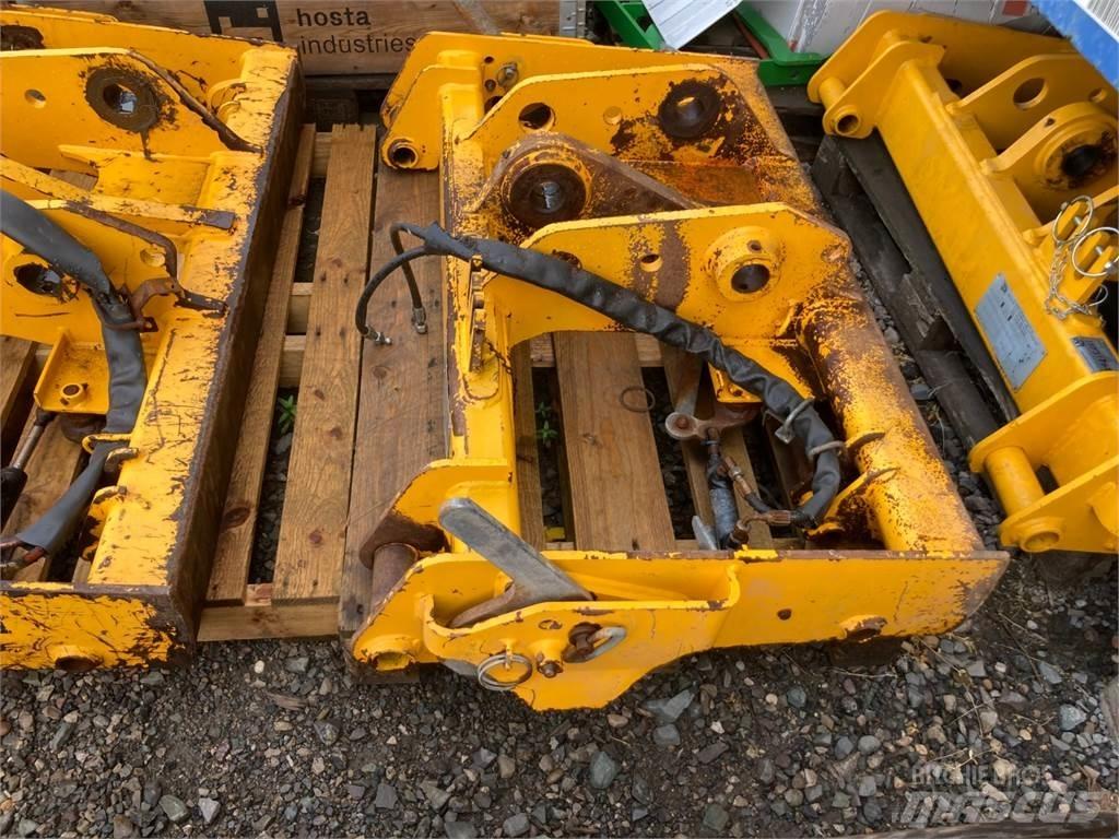 JCB Q-FIT Kmetijski teleskopski nakladalci