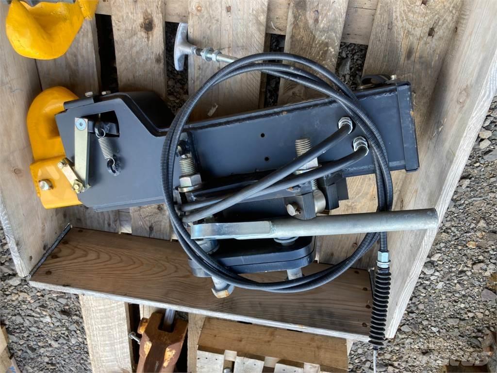 JCB TM320 Kmetijski teleskopski nakladalci