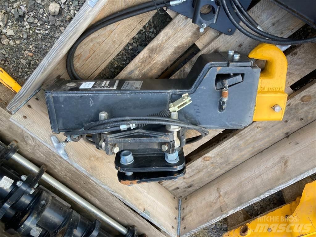 JCB TM320 Kmetijski teleskopski nakladalci