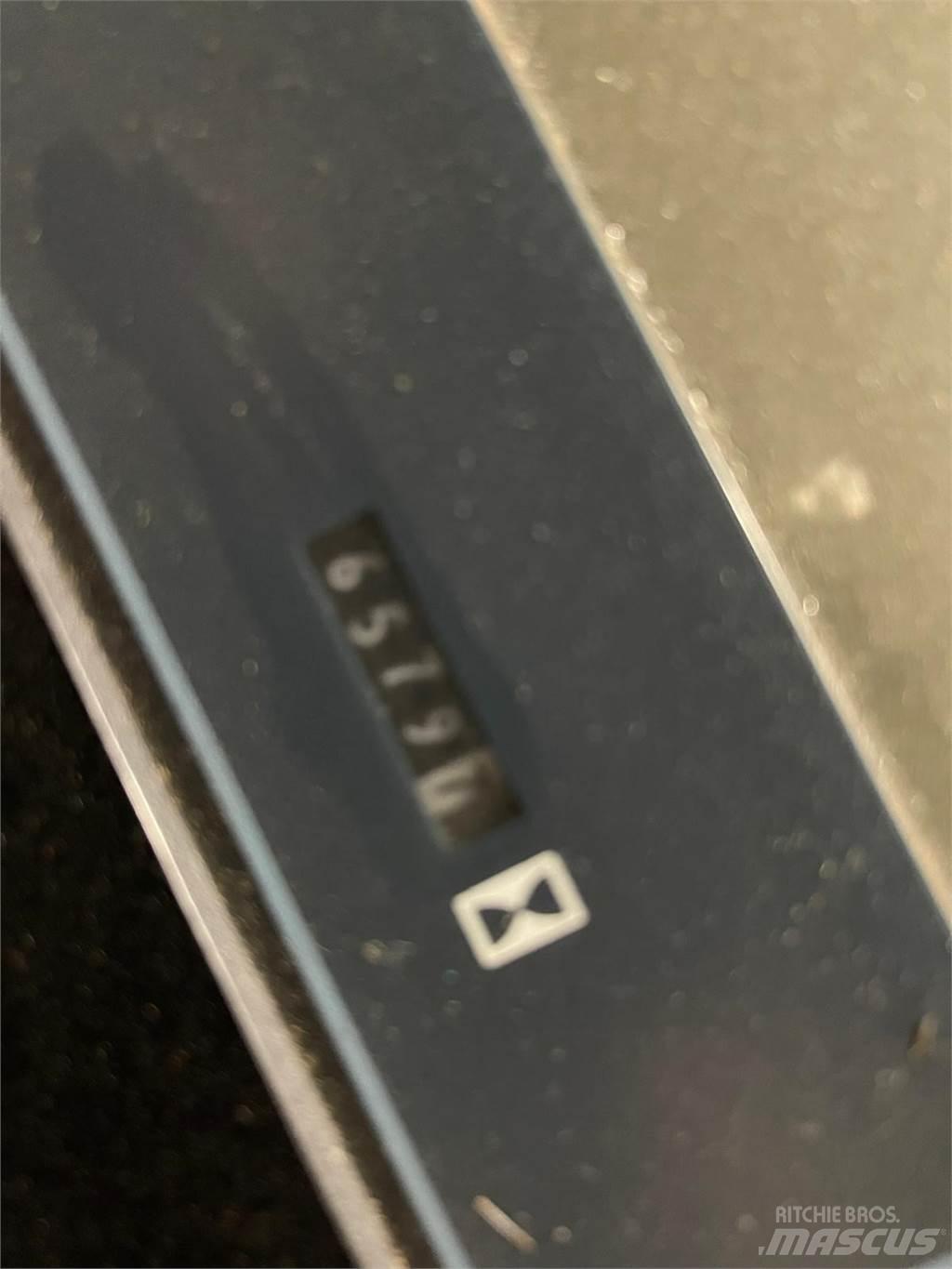 Ford 8730 Traktorji