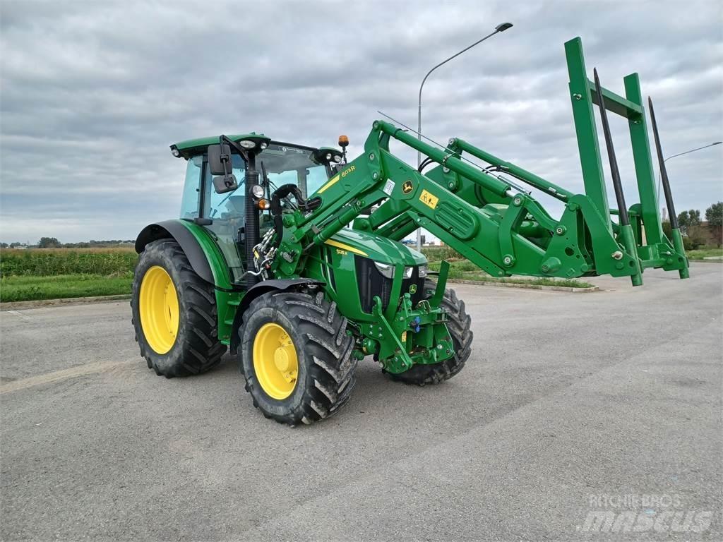 John Deere 5125R Traktorji