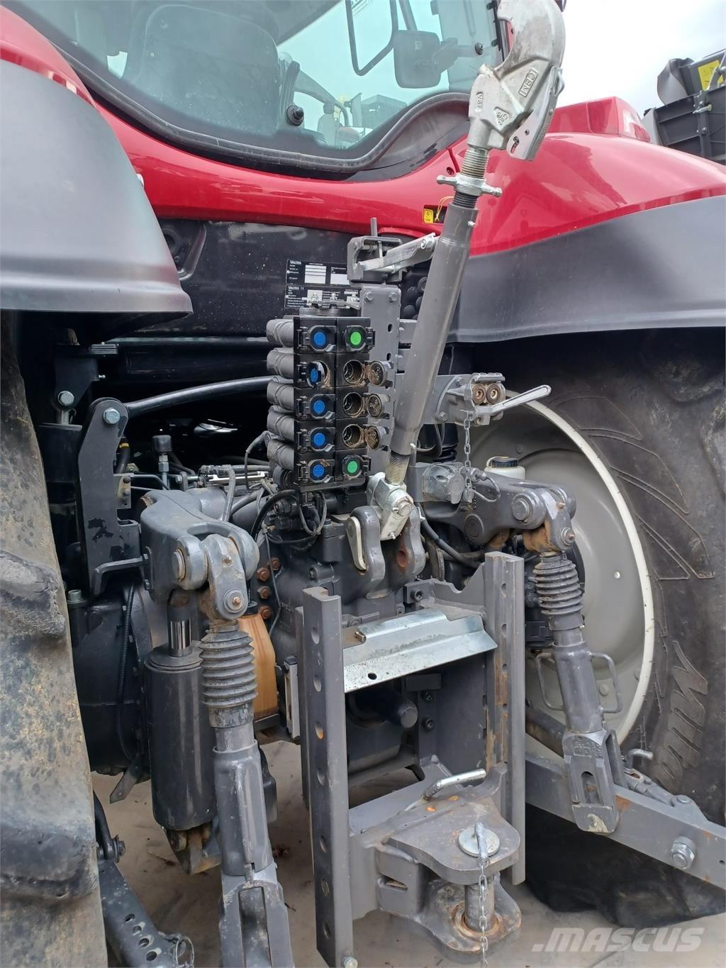 Valtra T 214 Traktorji