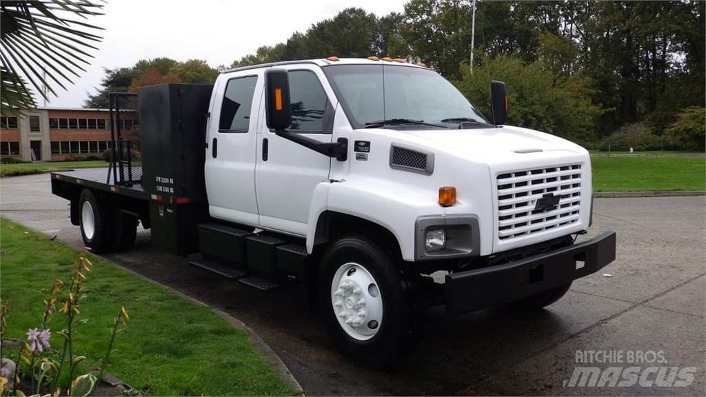 Chevrolet C7500 Tovornjaki s kesonom/platojem