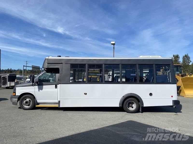 Chevrolet Express Mini avtobusi