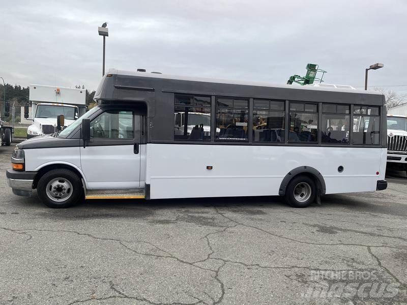 Chevrolet Express Mini avtobusi