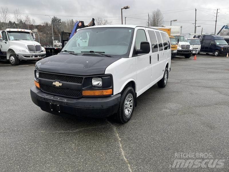 Chevrolet Express Dostavna vozila / kombiji