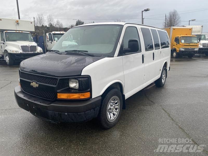 Chevrolet Express Dostavna vozila / kombiji