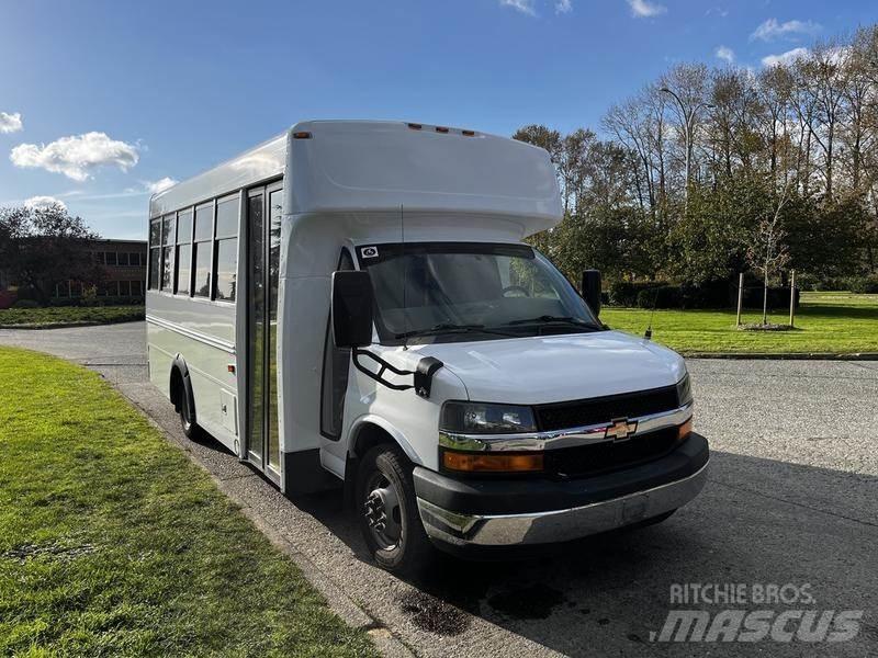 Chevrolet Express Mini avtobusi