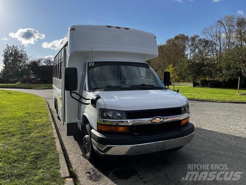 Chevrolet Express Mini avtobusi