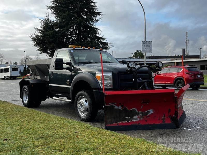 Ford F-550 Snežne deske in plugi