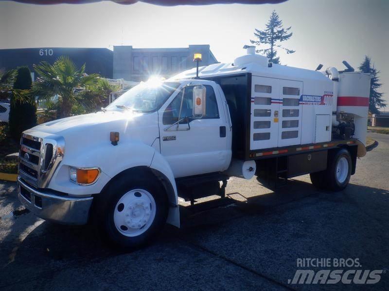 Ford F-650 Vakuumski tovornjaki