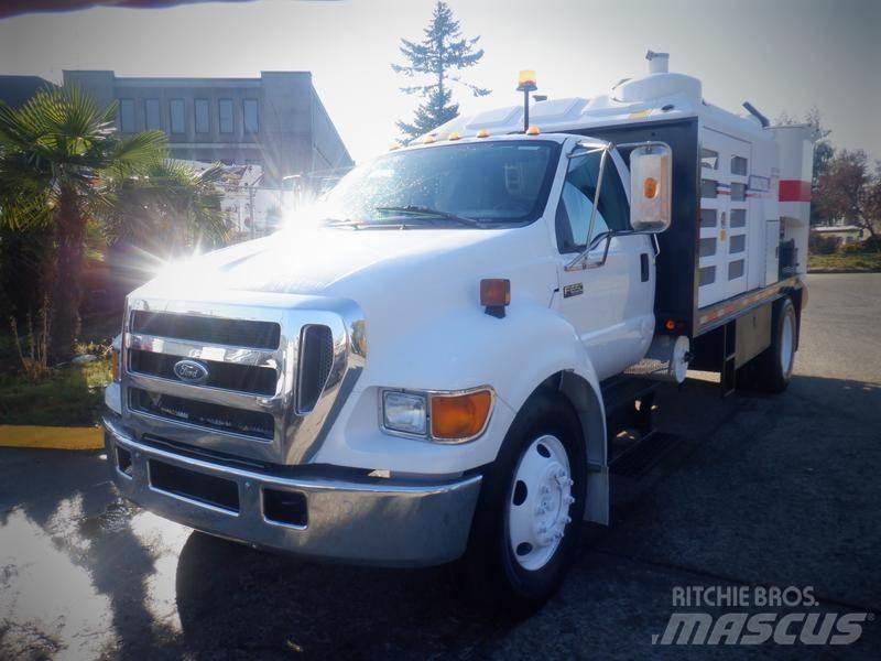 Ford F-650 Vakuumski tovornjaki