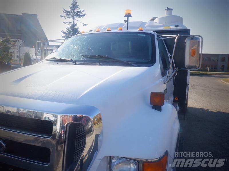 Ford F-650 Vakuumski tovornjaki