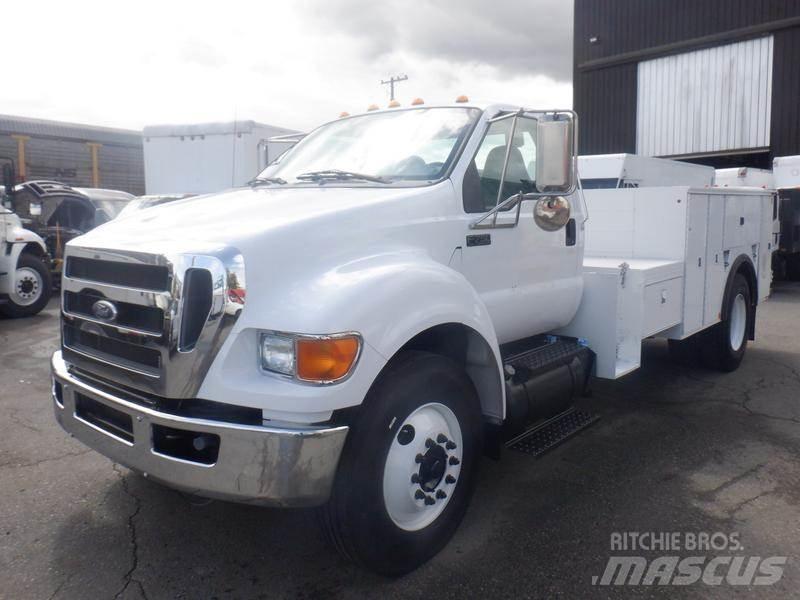 Ford F-750 Komunalna vozila
