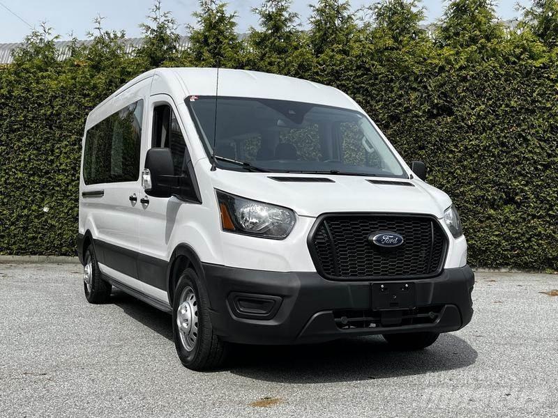 Ford Transit Avtomobili
