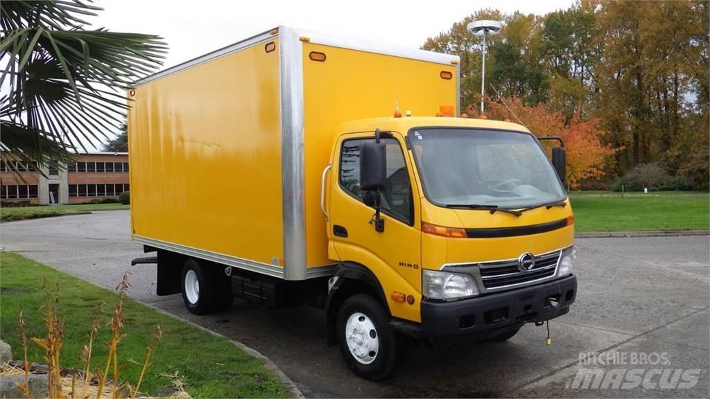 Hino 145 Dostavna vozila / kombiji