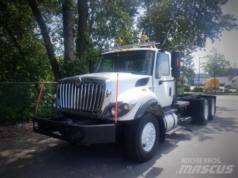 International 7400 Tovornjaki-šasije