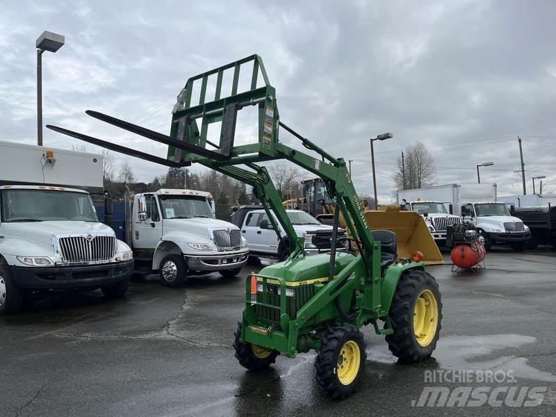 John Deere 790 Traktorji