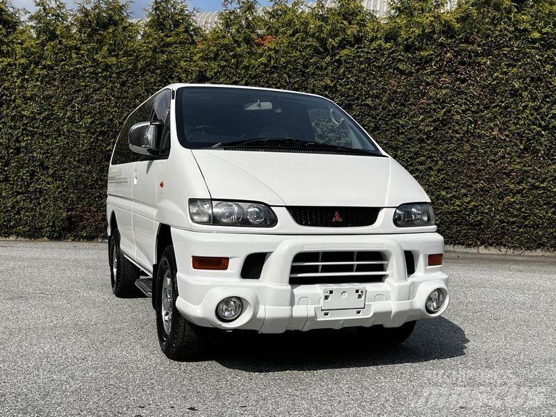 Mitsubishi Delica Avtomobili