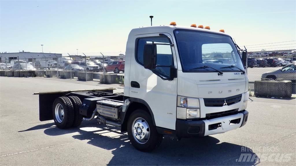 Mitsubishi Fuso FE Tovornjaki-šasije