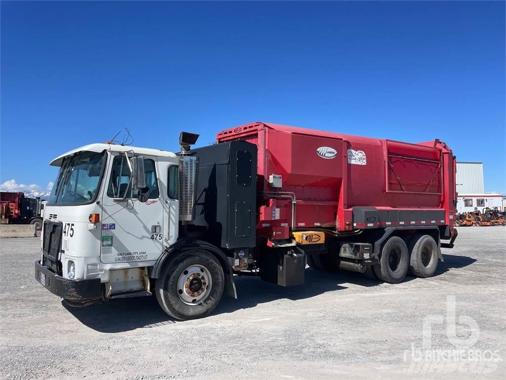 Autocar ACX64 Komunalni tovornjaki