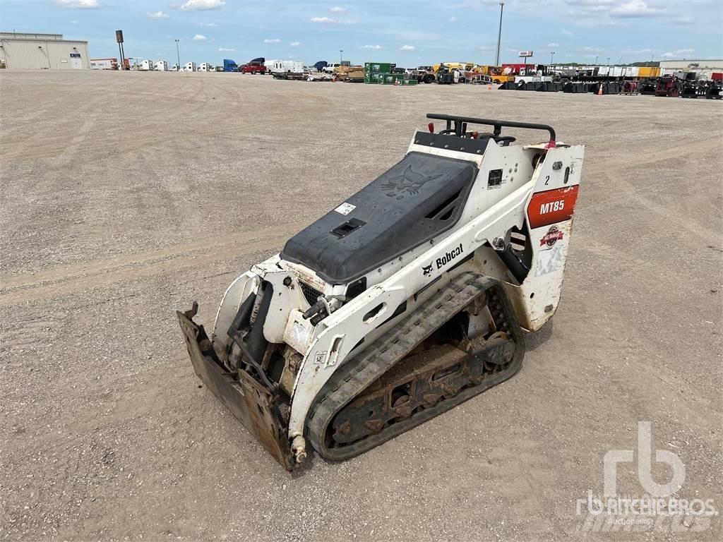 Bobcat MT85 Skid steer mini nakladalci