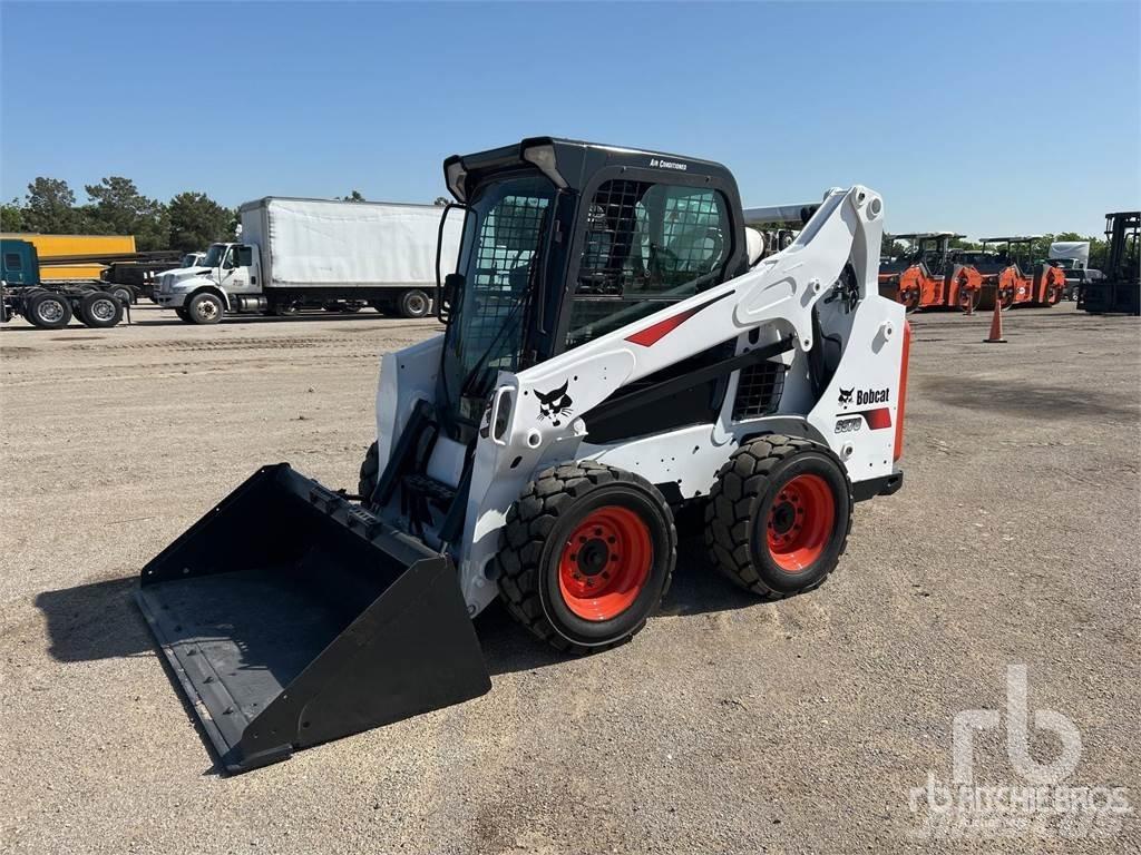Bobcat S570 Skid steer mini nakladalci