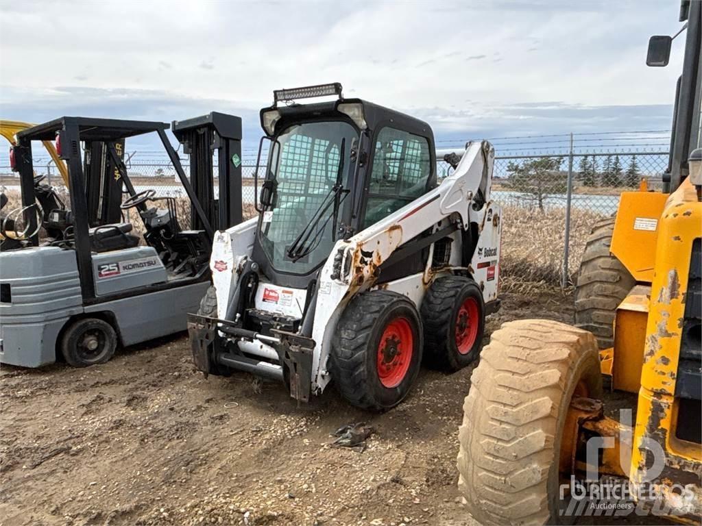 Bobcat S590 Skid steer mini nakladalci