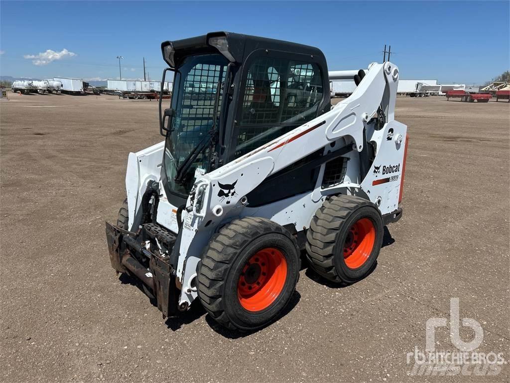 Bobcat S590 Skid steer mini nakladalci