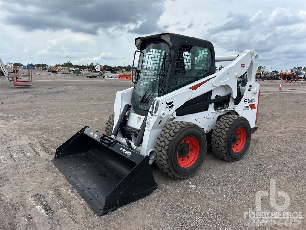 Bobcat S770 Skid steer mini nakladalci