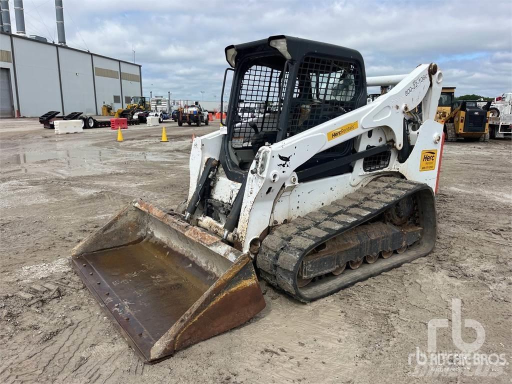 Bobcat T740 Skid steer mini nakladalci