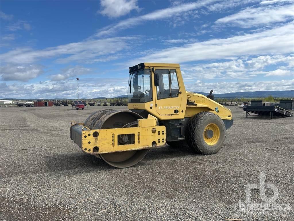 Bomag BW211 D40 Kompaktorji tal