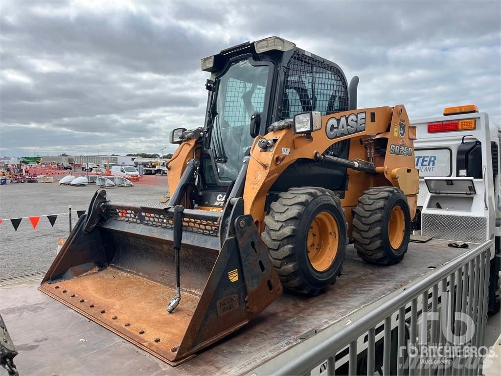 CASE SR250 Skid steer mini nakladalci