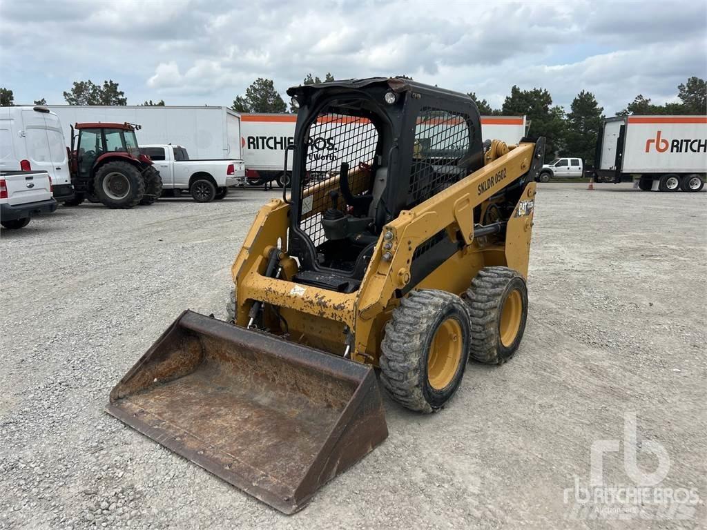 CAT 232D Skid steer mini nakladalci