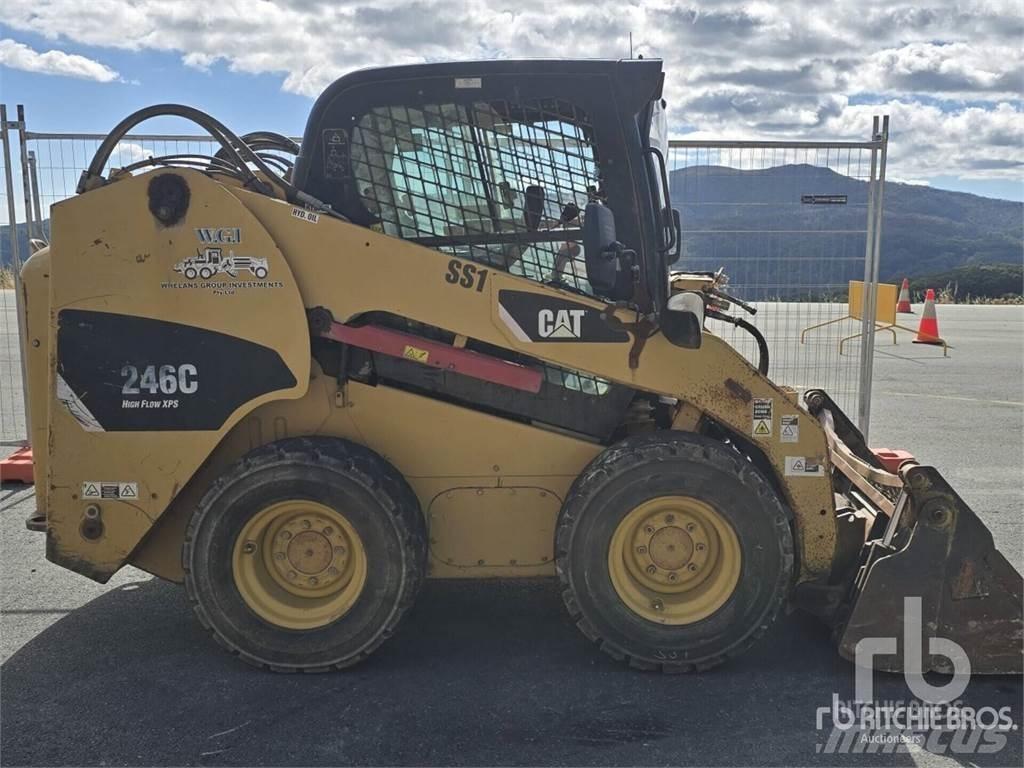 CAT 246C Skid steer mini nakladalci