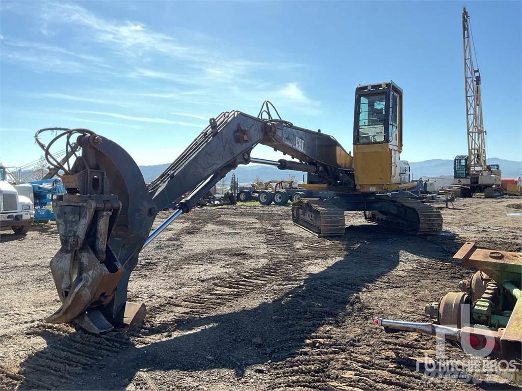 CAT 322BLL Nakladalci za les