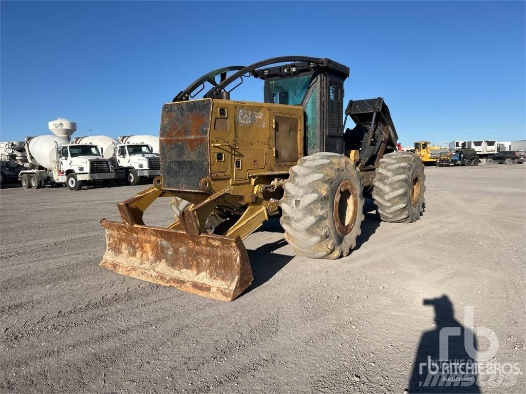 CAT 535D Skiderji