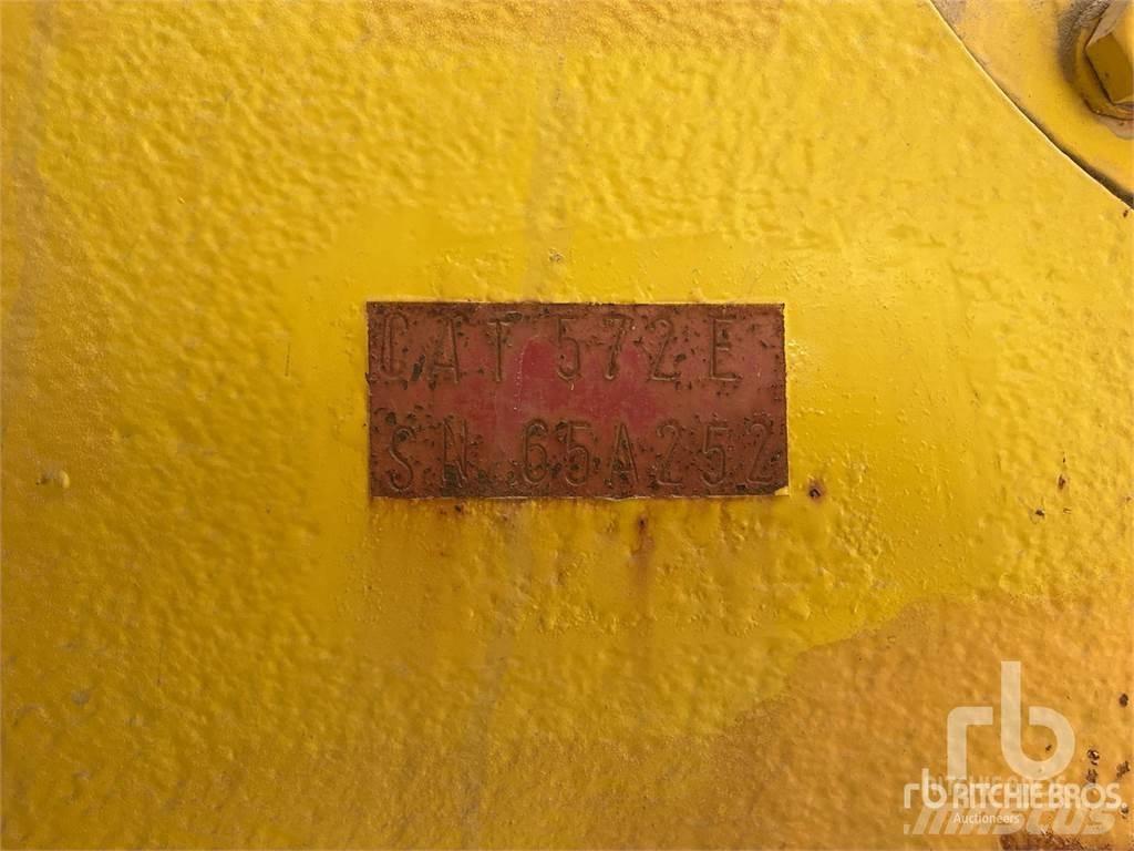 CAT 572E Buldožerji za polaganje cevi