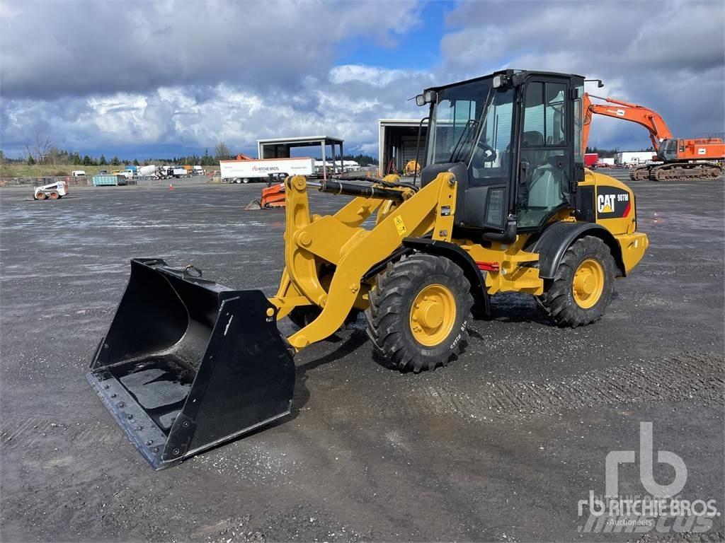 CAT 907M Kolesni nakladalci