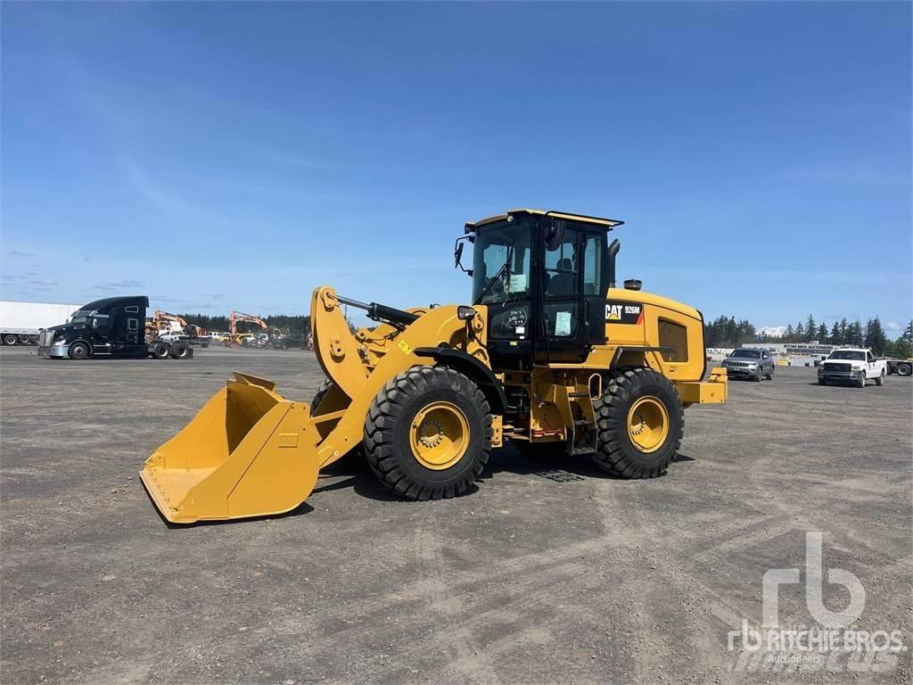 CAT 926 Kolesni nakladalci