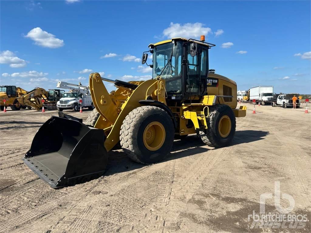 CAT 926M Kolesni nakladalci