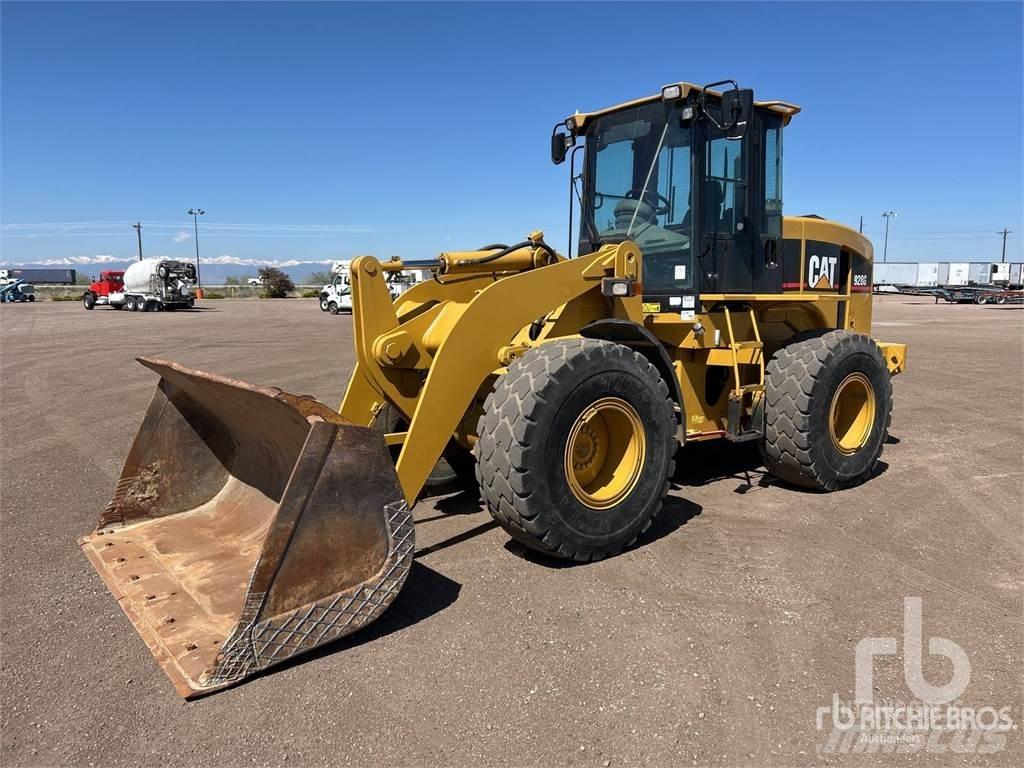 CAT 928G Kolesni nakladalci