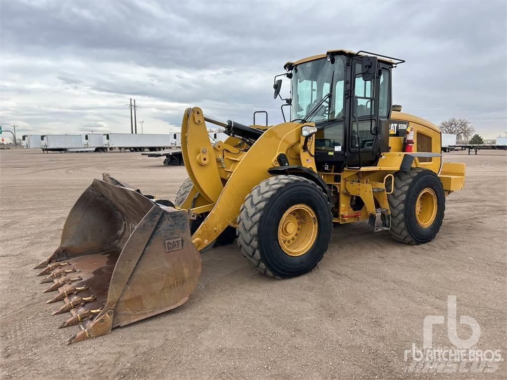 CAT 938M Kolesni nakladalci