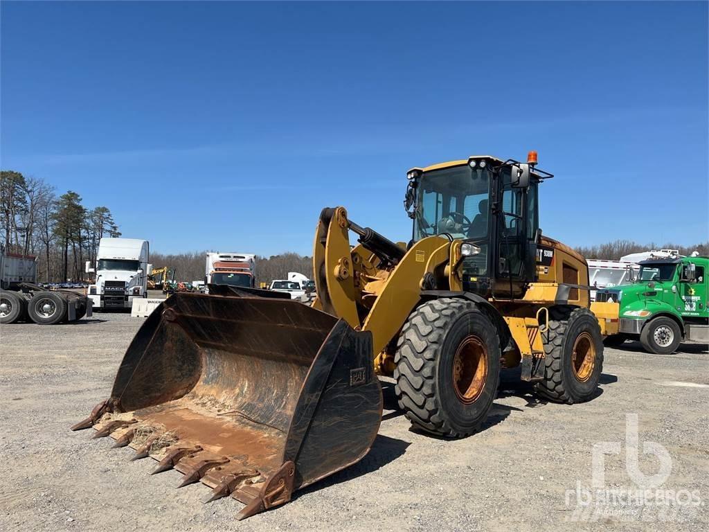 CAT 938M Kolesni nakladalci