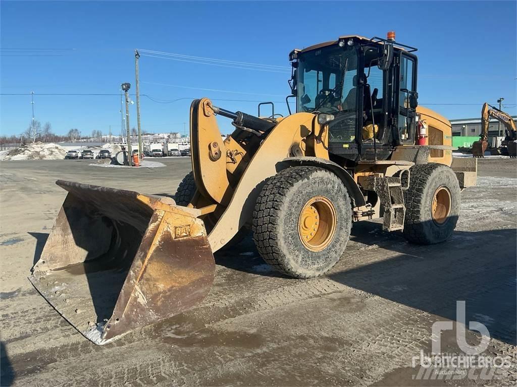 CAT 938M Kolesni nakladalci