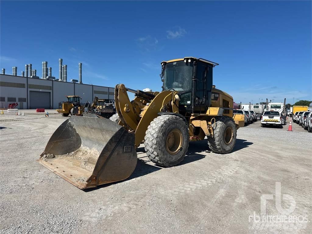 CAT 938M Kolesni nakladalci