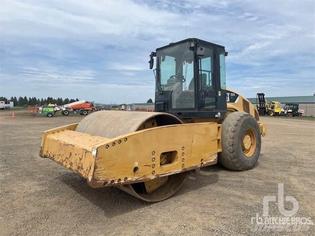 CAT CS76XT Kompaktorji tal