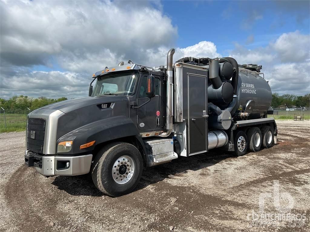 CAT CT660 Vakuumski tovornjaki